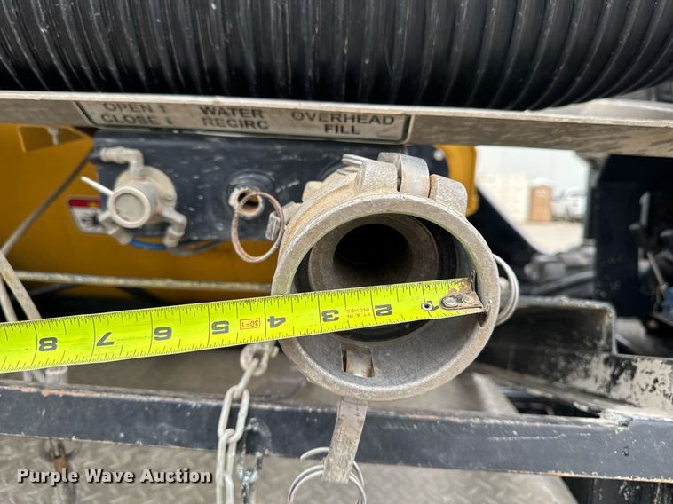 image for item DT0713 2021 Kenworth T880 hydrovac truck