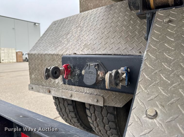 image for item DT0713 2021 Kenworth T880 hydrovac truck