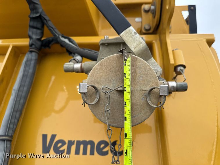 image for item DT0713 2021 Kenworth T880 hydrovac truck