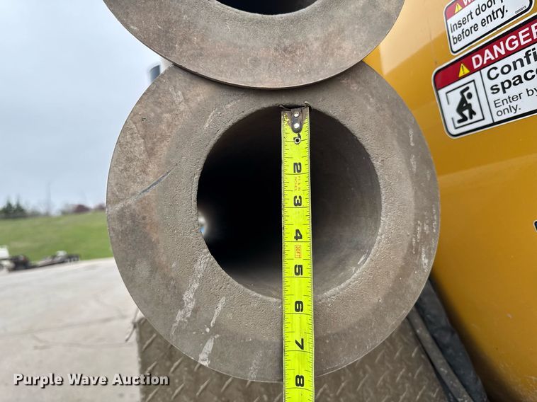 image for item DT0713 2021 Kenworth T880 hydrovac truck