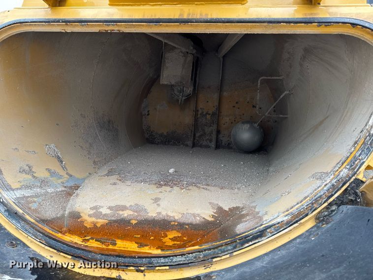 image for item DT0713 2021 Kenworth T880 hydrovac truck