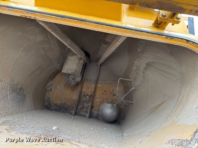 image for item DT0713 2021 Kenworth T880 hydrovac truck