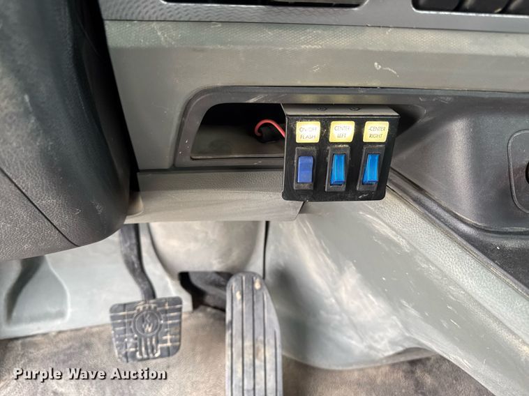 image for item DT0713 2021 Kenworth T880 hydrovac truck