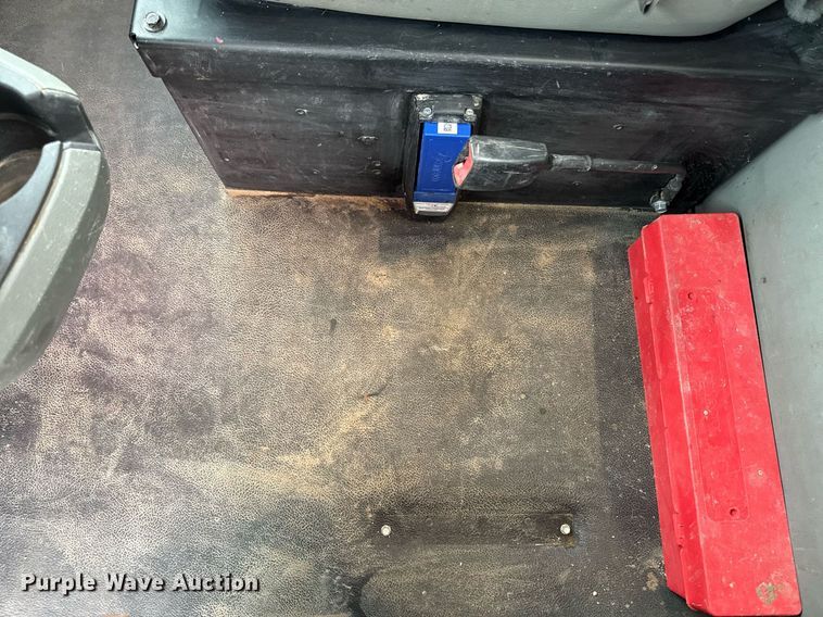 image for item DT0713 2021 Kenworth T880 hydrovac truck