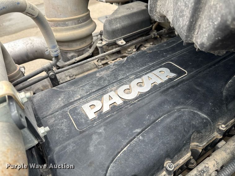 image for item DT0713 2021 Kenworth T880 hydrovac truck