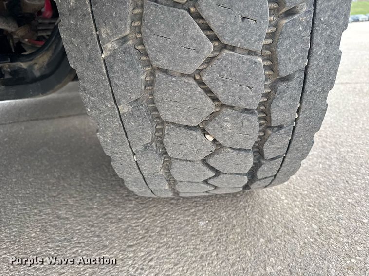 image for item DT0713 2021 Kenworth T880 hydrovac truck