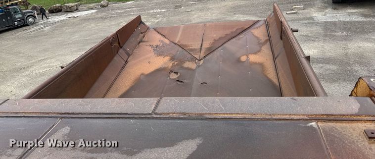 image for item DT0740 1997 Caterpillar 769D haul truck