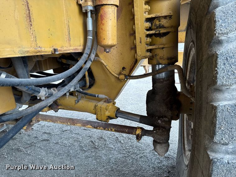 image for item DT0740 1997 Caterpillar 769D haul truck