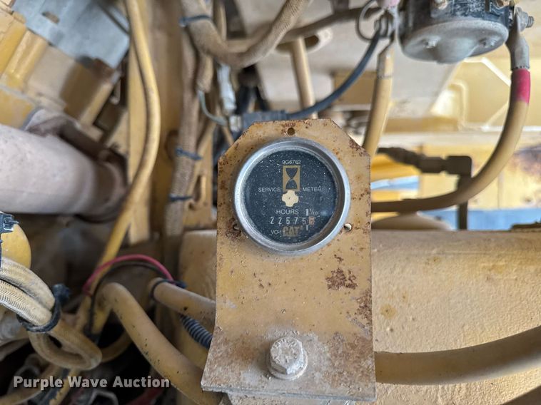 image for item DT0740 1997 Caterpillar 769D haul truck