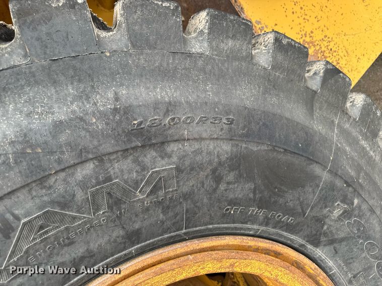 image for item DT0740 1997 Caterpillar 769D haul truck