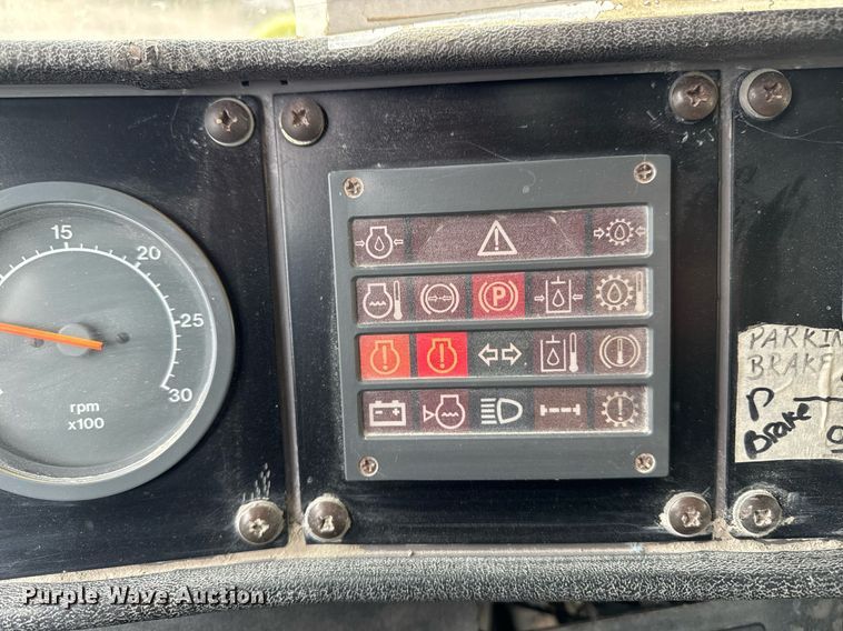 image for item DT0741 2003 Hitachi EH700 haul truck