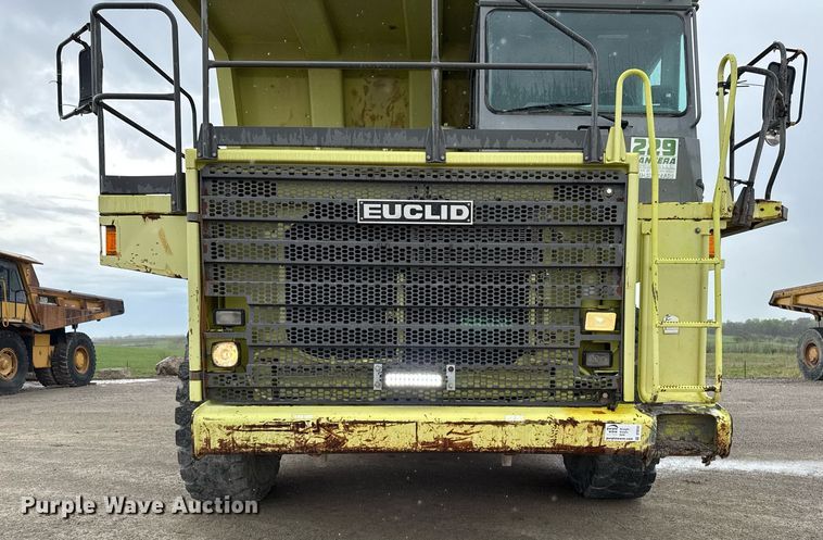 image for item DT0741 2003 Hitachi EH700 haul truck