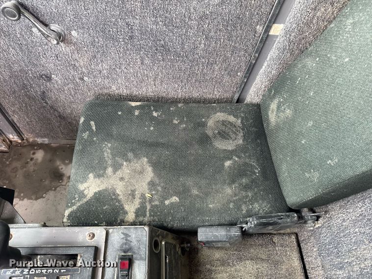 image for item DT0741 2003 Hitachi EH700 haul truck