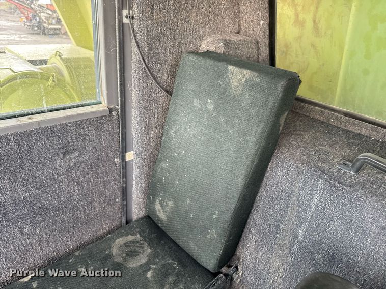 image for item DT0741 2003 Hitachi EH700 haul truck