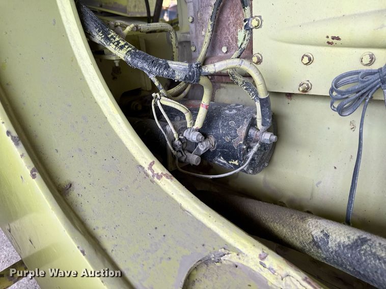 image for item DT0741 2003 Hitachi EH700 haul truck