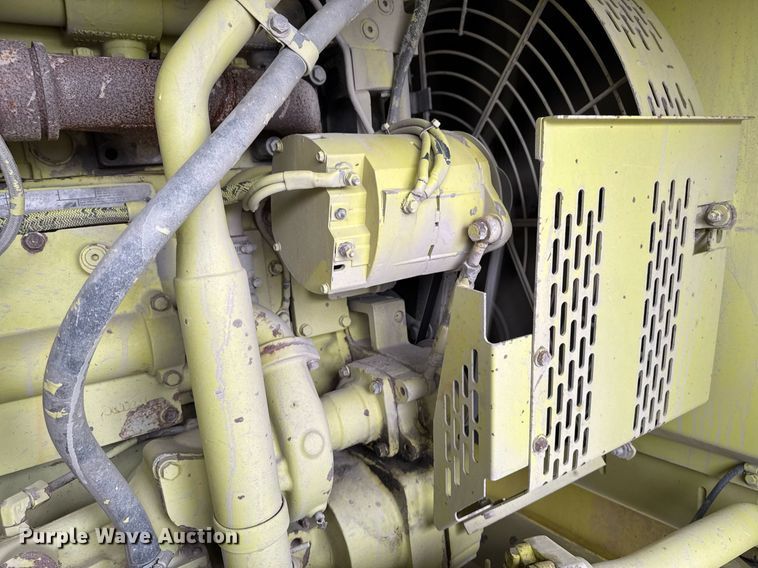 image for item DT0741 2003 Hitachi EH700 haul truck