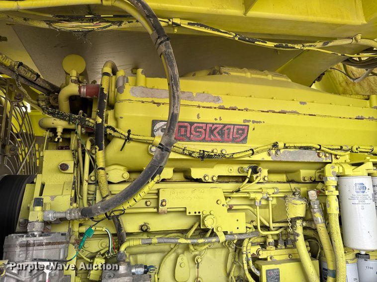 image for item DT0741 2003 Hitachi EH700 haul truck