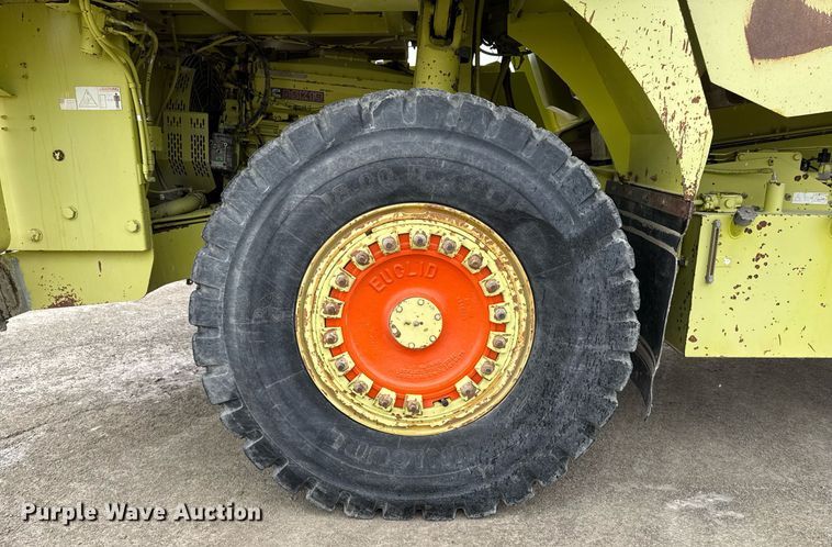 image for item DT0741 2003 Hitachi EH700 haul truck