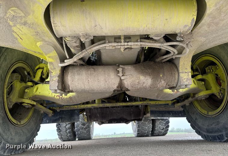 image for item DT0741 2003 Hitachi EH700 haul truck