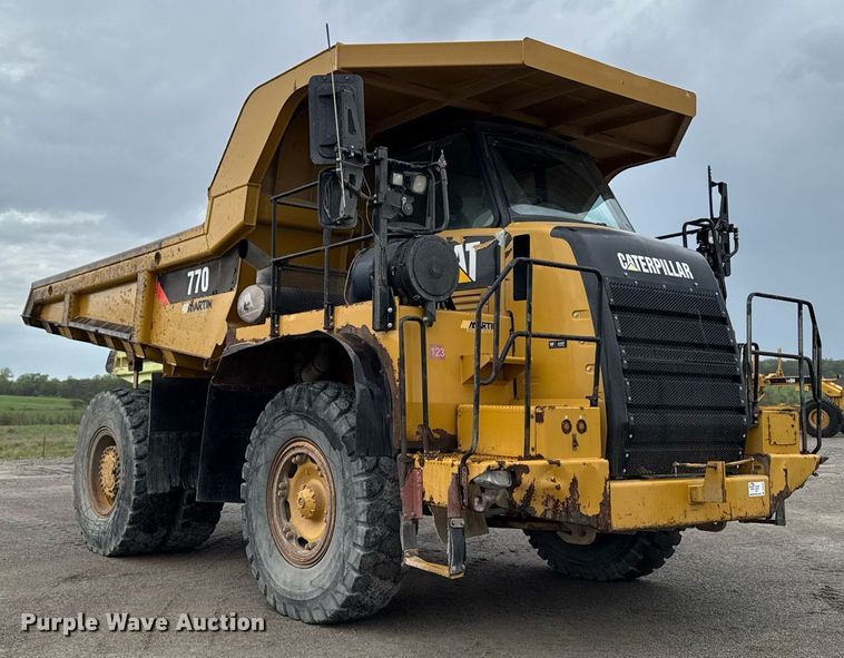 image for item DT0742 2010 Caterpillar 770 haul truck
