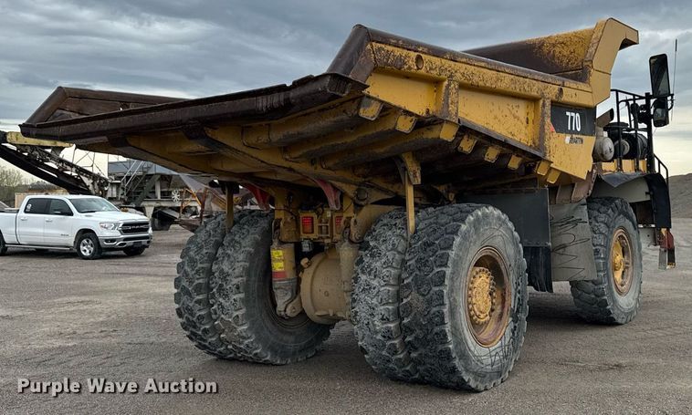image for item DT0742 2010 Caterpillar 770 haul truck