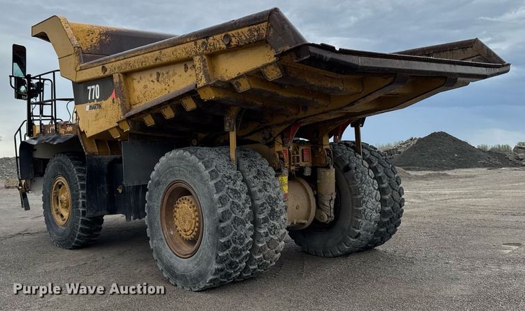 image for item DT0742 2010 Caterpillar 770 haul truck