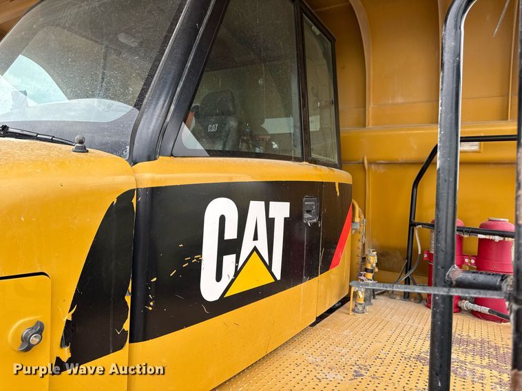 image for item DT0742 2010 Caterpillar 770 haul truck