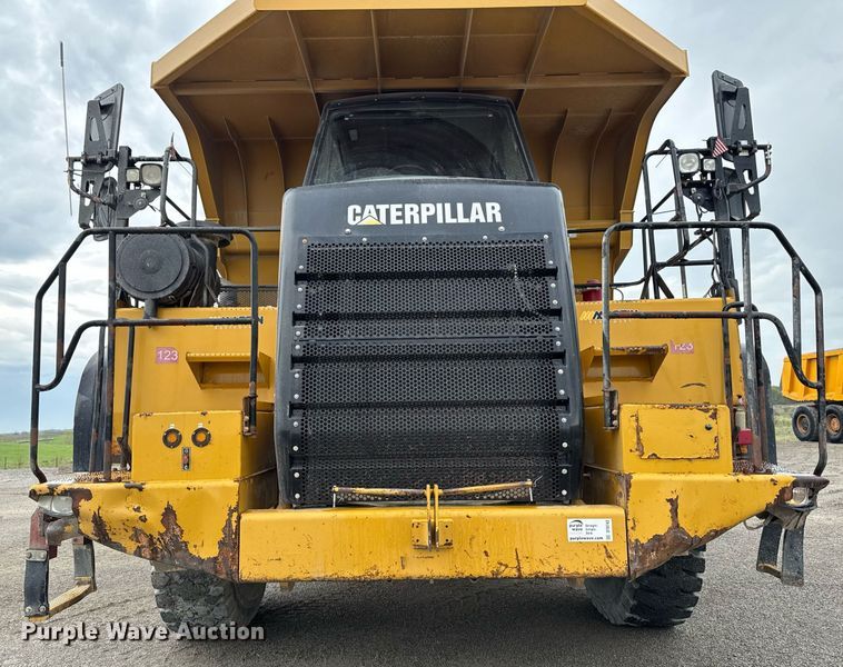 image for item DT0742 2010 Caterpillar 770 haul truck