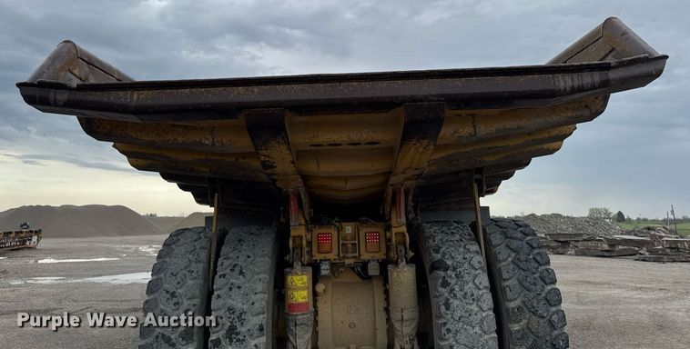 image for item DT0742 2010 Caterpillar 770 haul truck