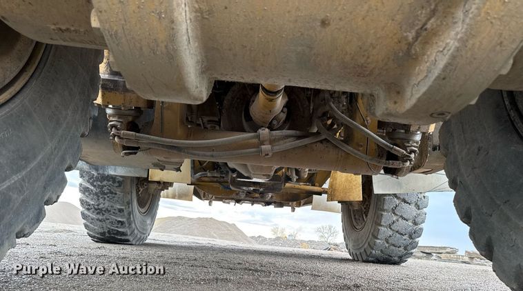 image for item DT0742 2010 Caterpillar 770 haul truck