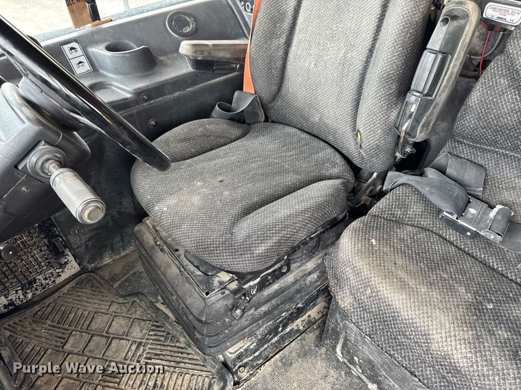 image for item DT0742 2010 Caterpillar 770 haul truck