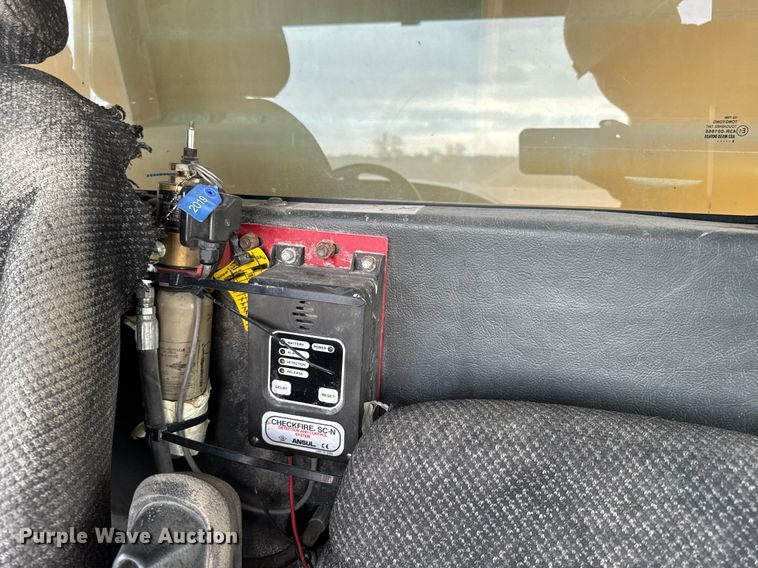 image for item DT0742 2010 Caterpillar 770 haul truck