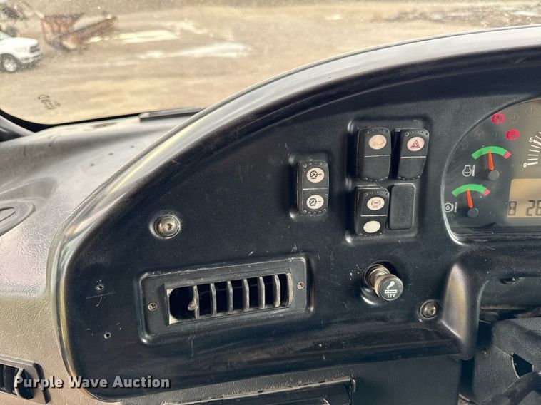 image for item DT0742 2010 Caterpillar 770 haul truck