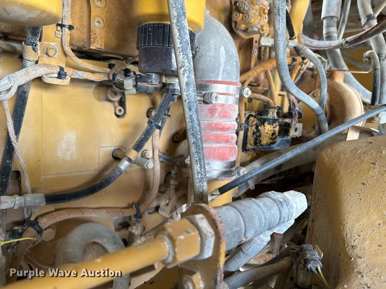 image for item DT0742 2010 Caterpillar 770 haul truck