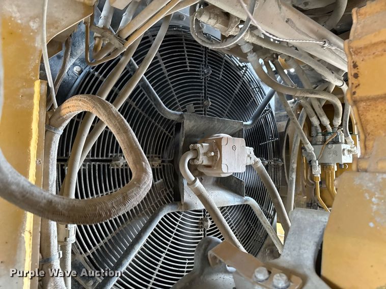 image for item DT0742 2010 Caterpillar 770 haul truck