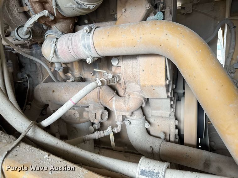 image for item DT0742 2010 Caterpillar 770 haul truck