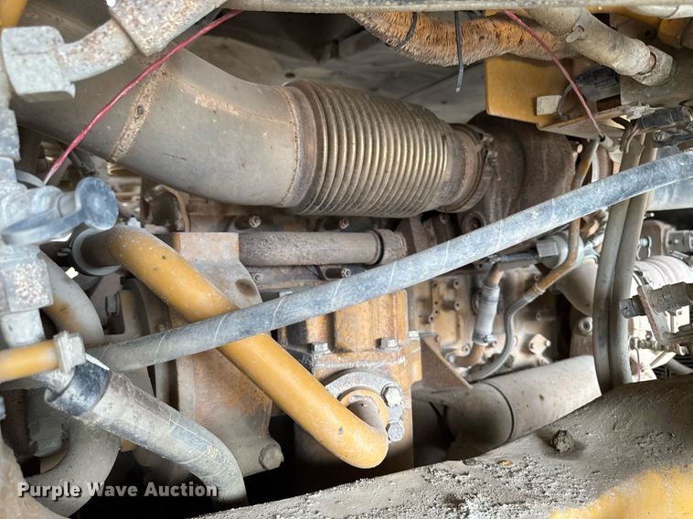 image for item DT0742 2010 Caterpillar 770 haul truck