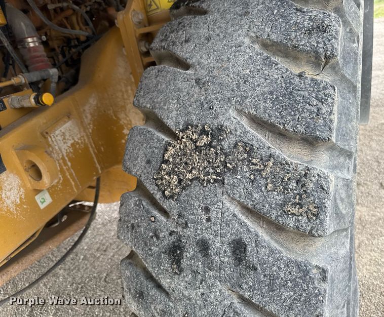 image for item DT0742 2010 Caterpillar 770 haul truck