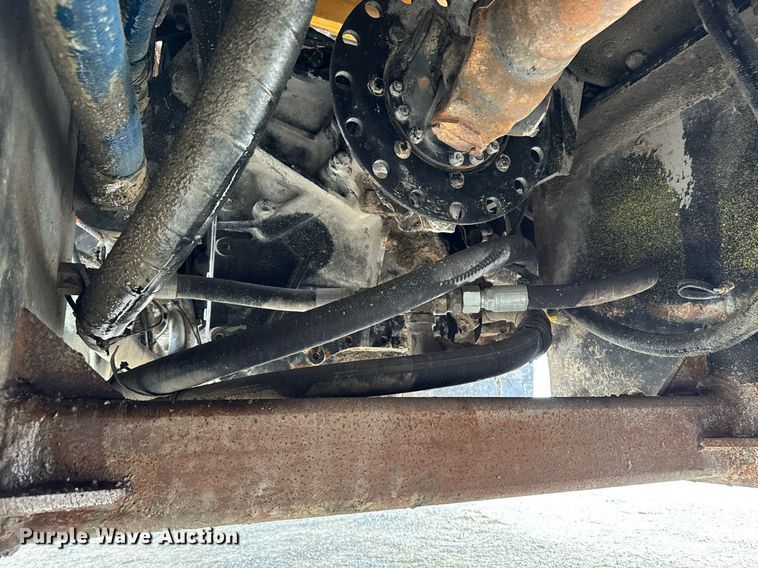 image for item DT0743 1999 Kenworth 540 haul truck