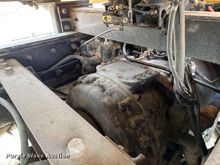 image for item DT0743 1999 Kenworth 540 haul truck