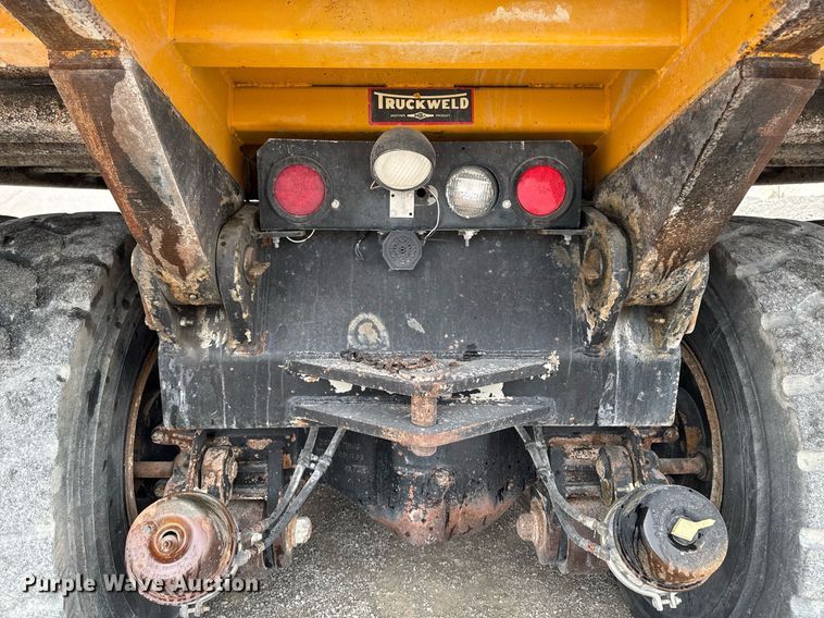 image for item DT0743 1999 Kenworth 540 haul truck