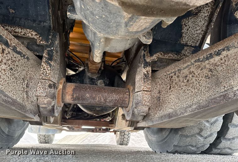 image for item DT0743 1999 Kenworth 540 haul truck