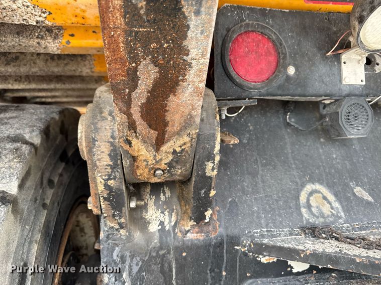 image for item DT0743 1999 Kenworth 540 haul truck