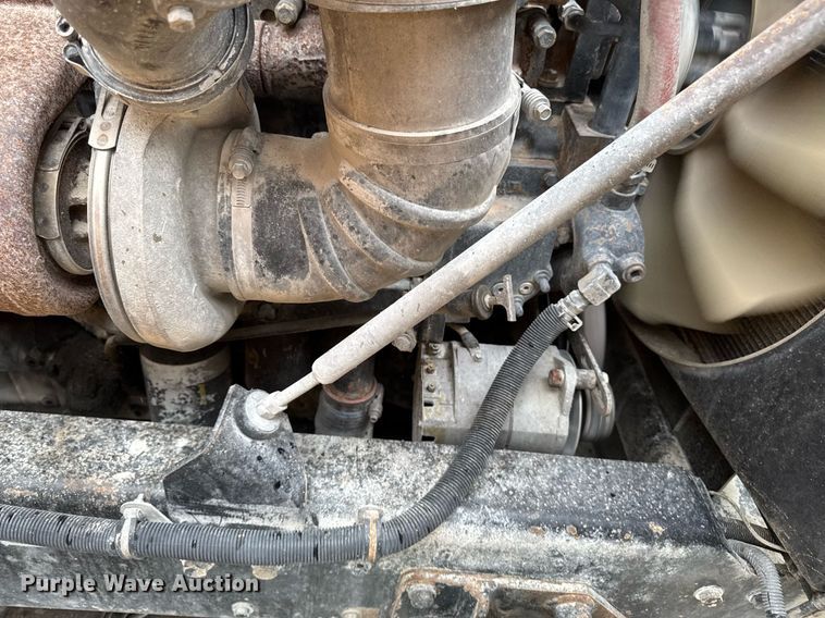 image for item DT0743 1999 Kenworth 540 haul truck