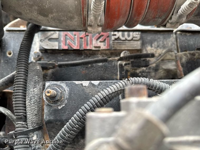 image for item DT0743 1999 Kenworth 540 haul truck