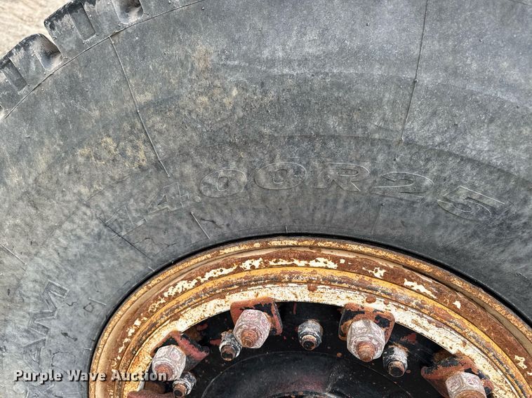 image for item DT0743 1999 Kenworth 540 haul truck