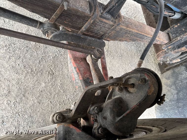 image for item DT0743 1999 Kenworth 540 haul truck