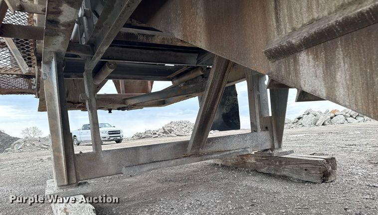 image for item DT0746 Cedarapids FSG6203-32 screed