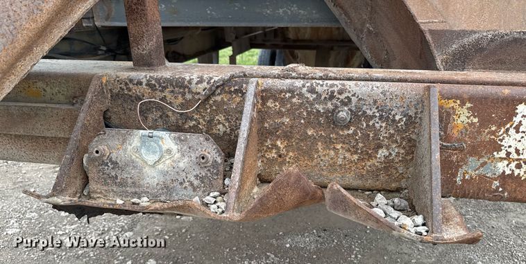 image for item DT0746 Cedarapids FSG6203-32 screed