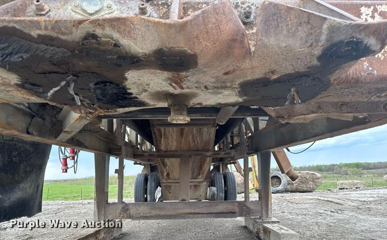 image for item DT0746 Cedarapids FSG6203-32 screed